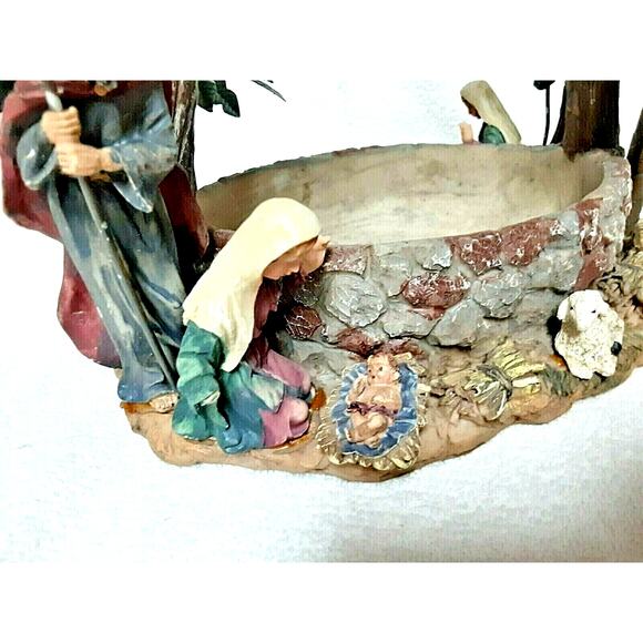 Vintage Nativity Scene Basket Christmas Baby Jesus Mary Joseph Holiday Decor 9” - Picture 5 of 8